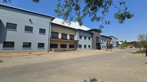 43 Berta Rd, Mostyn Park